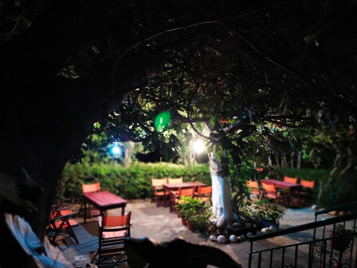 Aiolis Rooms Kamariotissa Екстер'єр фото