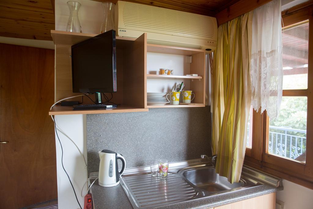 Aiolis Rooms Kamariotissa Номер фото